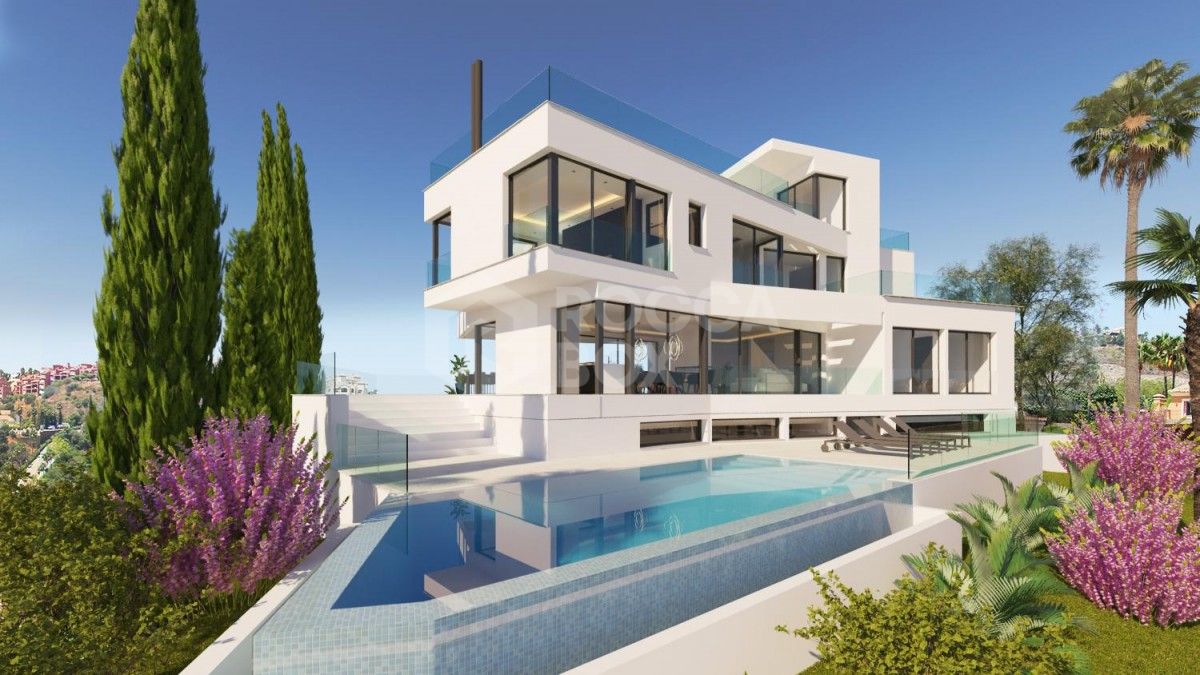 Stunning contemporary 5 bedroom villa for sale in La Quinta, Benahavis