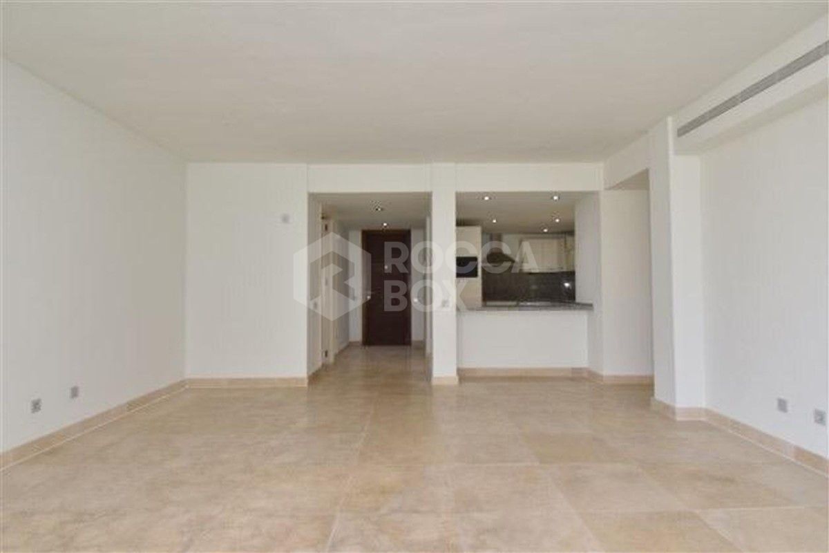 Stunning 2 bedroom apartment los flamingos t5 for sale