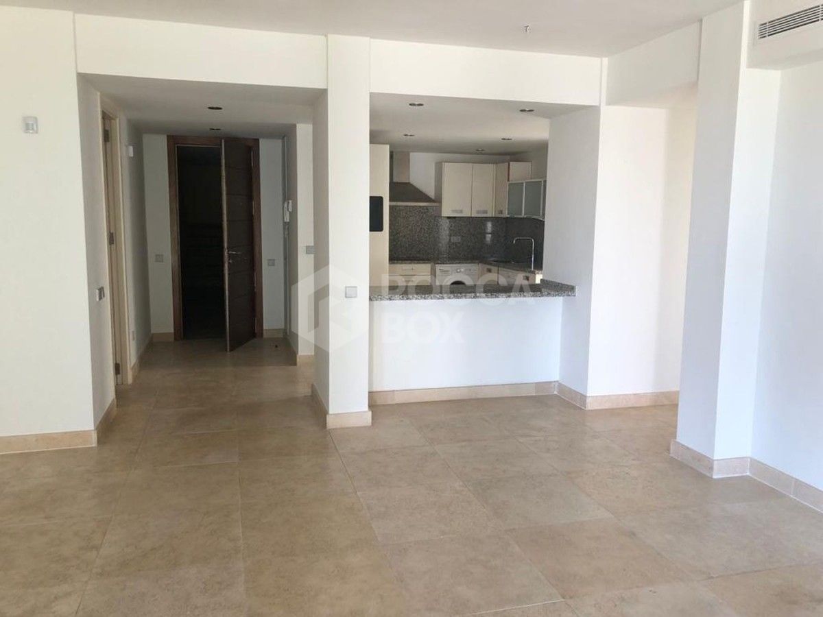 Stunning 2 bedroom apartment los flamingos t5 for sale