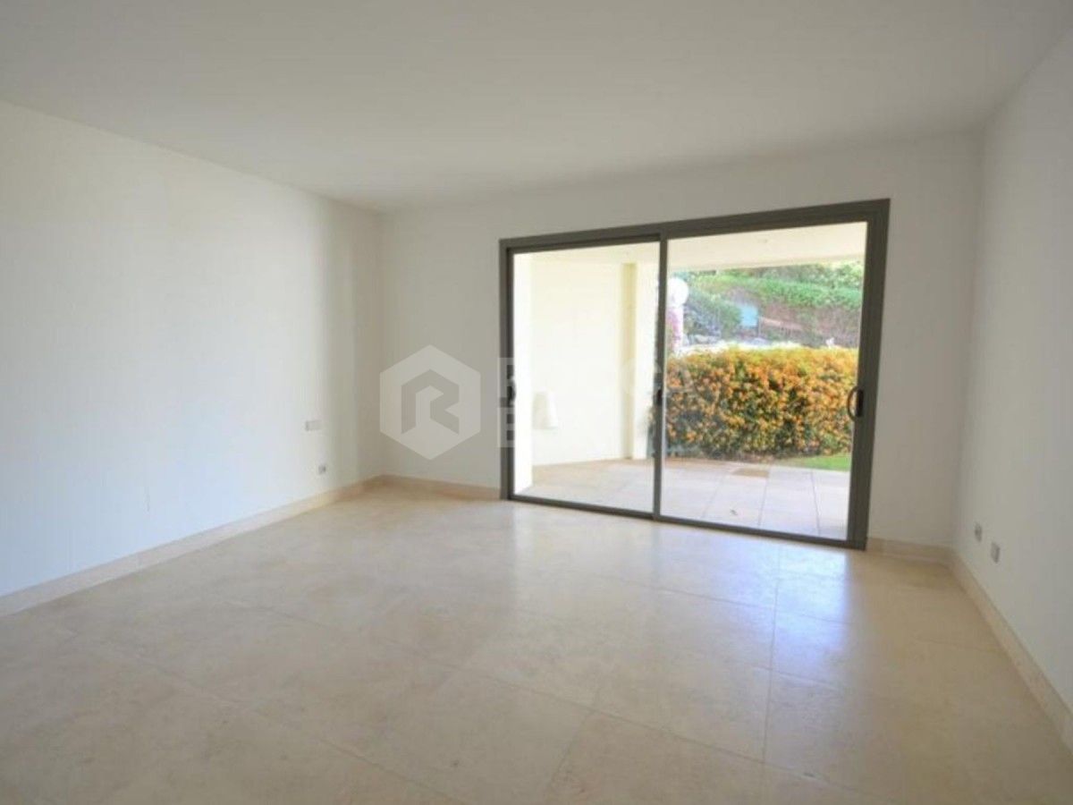 Stunning 2 bedroom apartment los flamingos t5 for sale