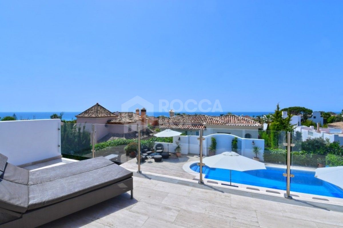 Refurbished 5 bedroom villa for sale in El Rosario,Marbella.