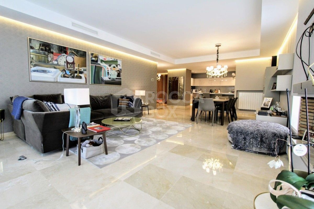 Exquisite large garden apartment in Marbella to sale