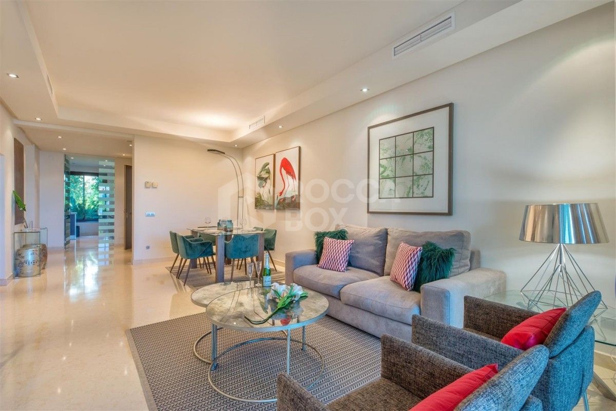 Beautiful 2 bed Fully furnished apartment for sale in Behanavis