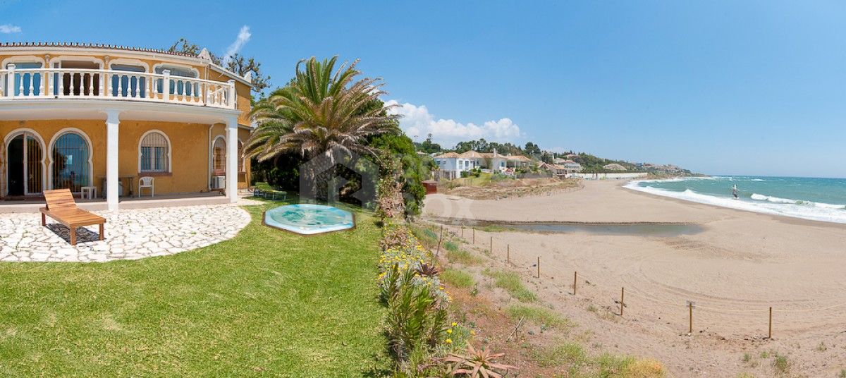 Villa for sale in Mijas Costa