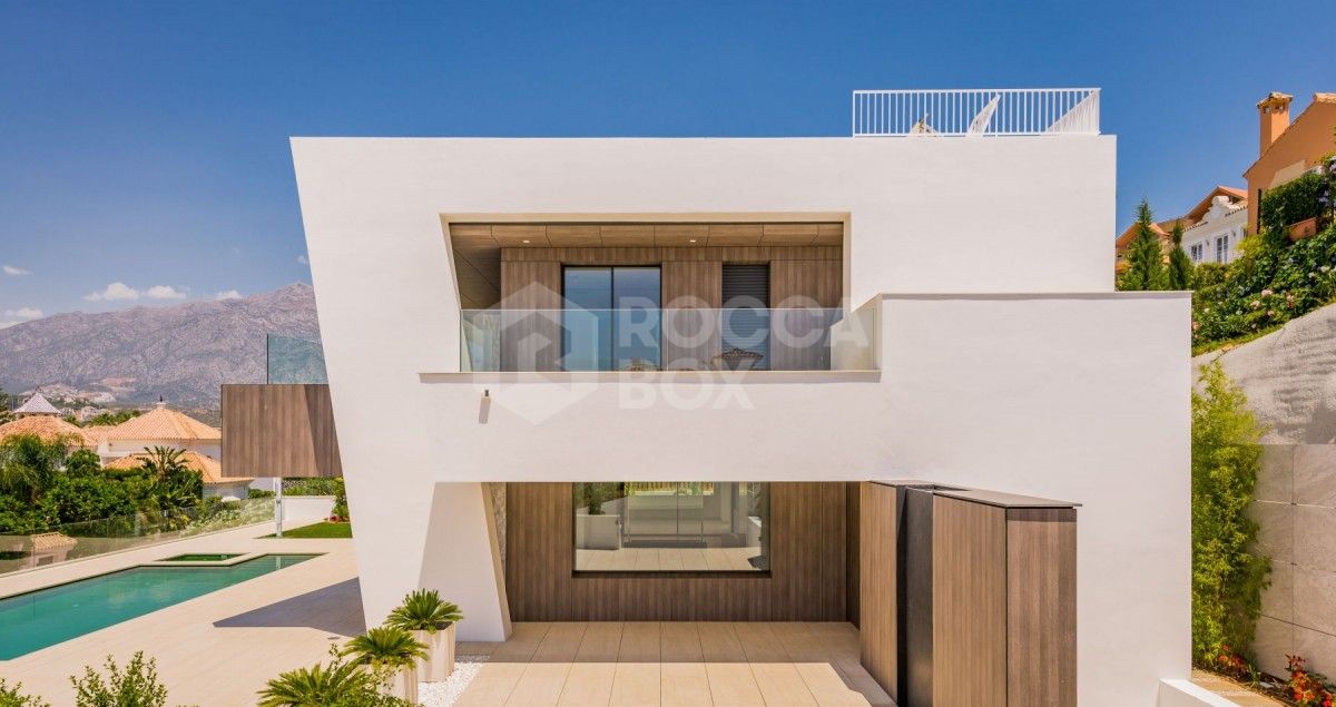 New luxury villa in Marbella for sale