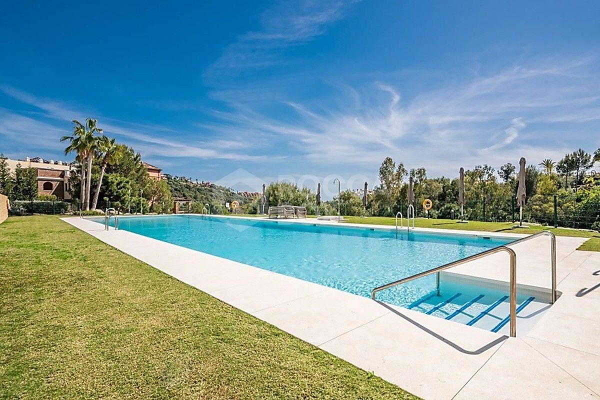 New modern 3 bedroom apartment in botanic, Benahavis for sale