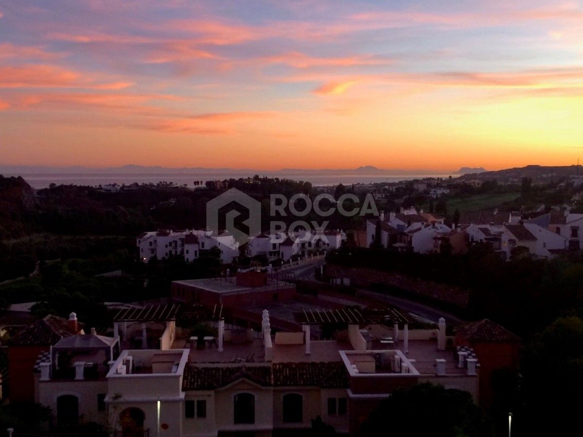 New modern 3 bedroom apartment in botanic, Benahavis for sale