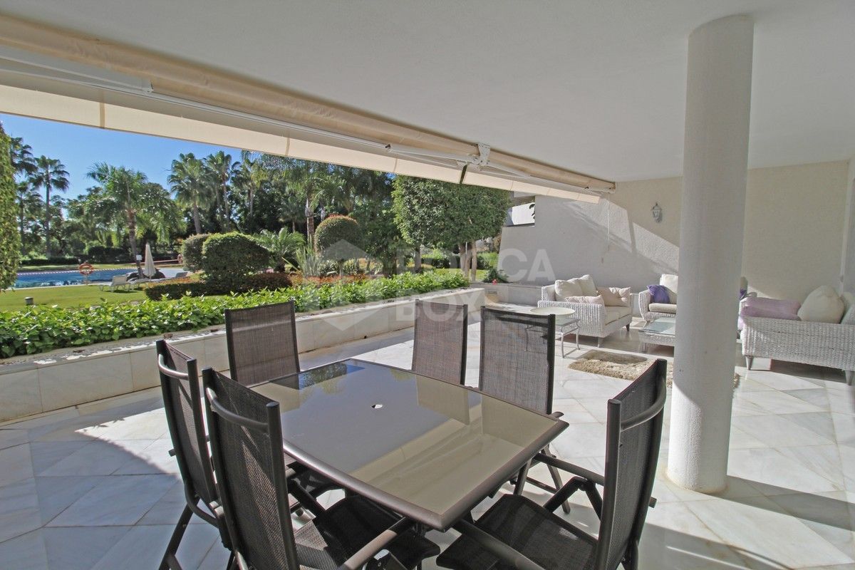 Ground floor apartment for sale in Los Granados Golf.Las Brisas.