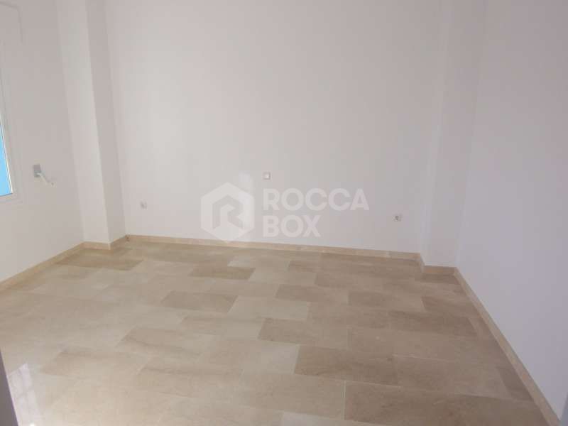 4 bedroom villa in nueva andalucia las brisas for sale