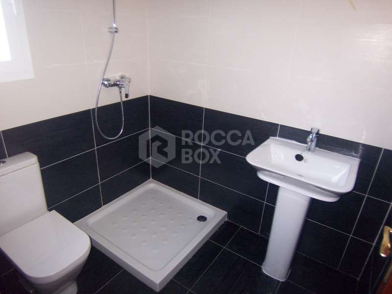 4 bedroom villa in nueva andalucia las brisas for sale