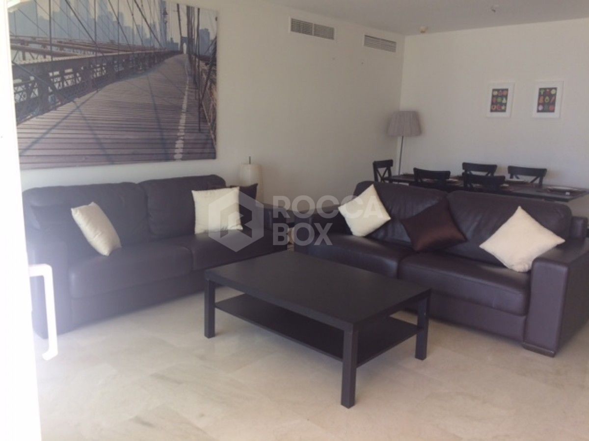 Apartment for sale in New Golden Mile, Estepona East