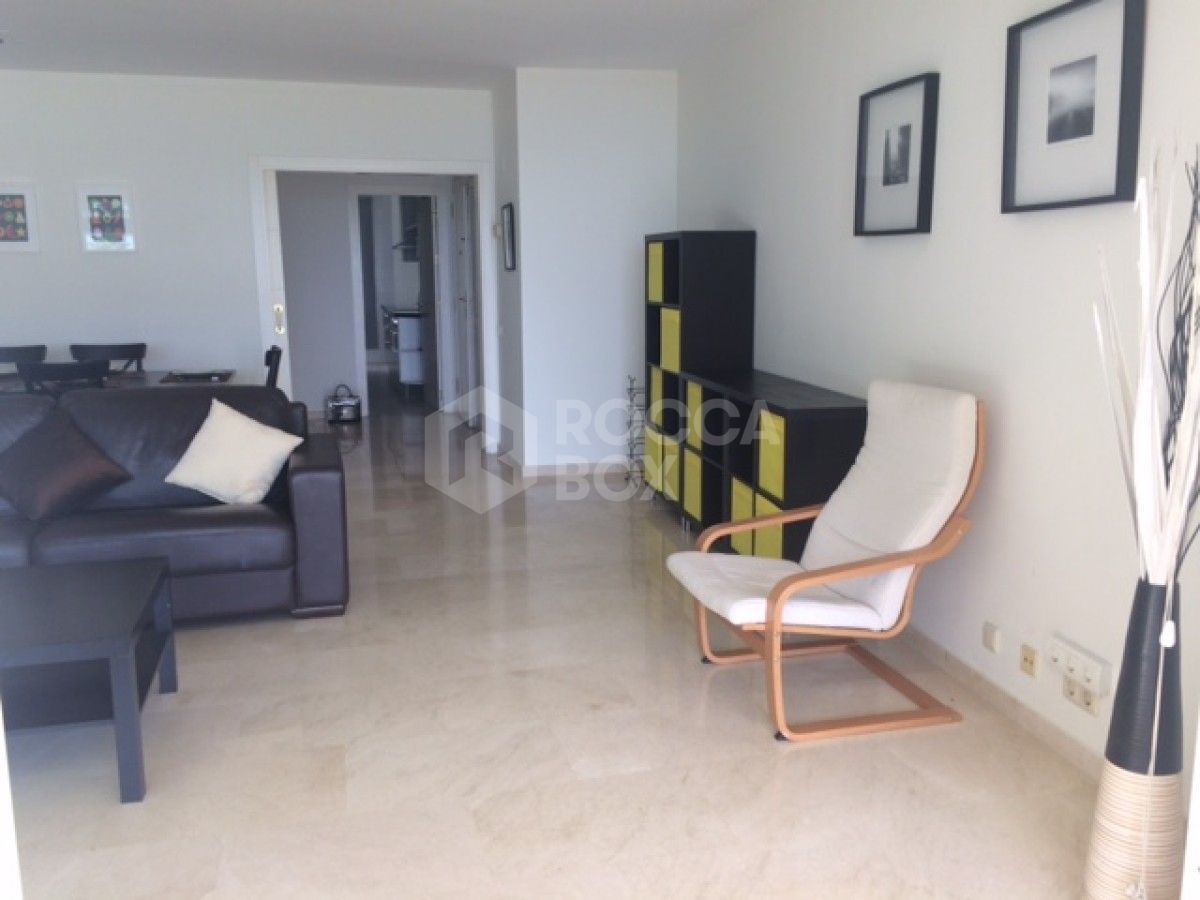 Apartment for sale in New Golden Mile, Estepona East