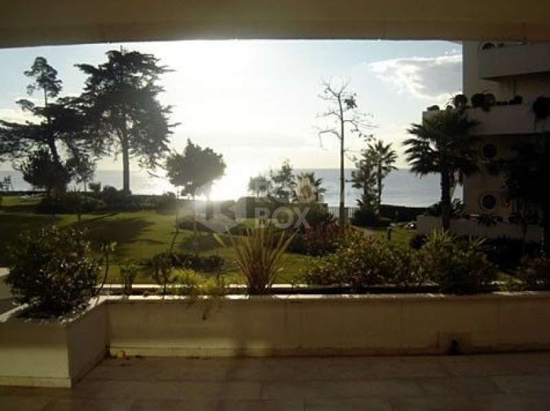 Apartment for sale in New Golden Mile, Estepona East