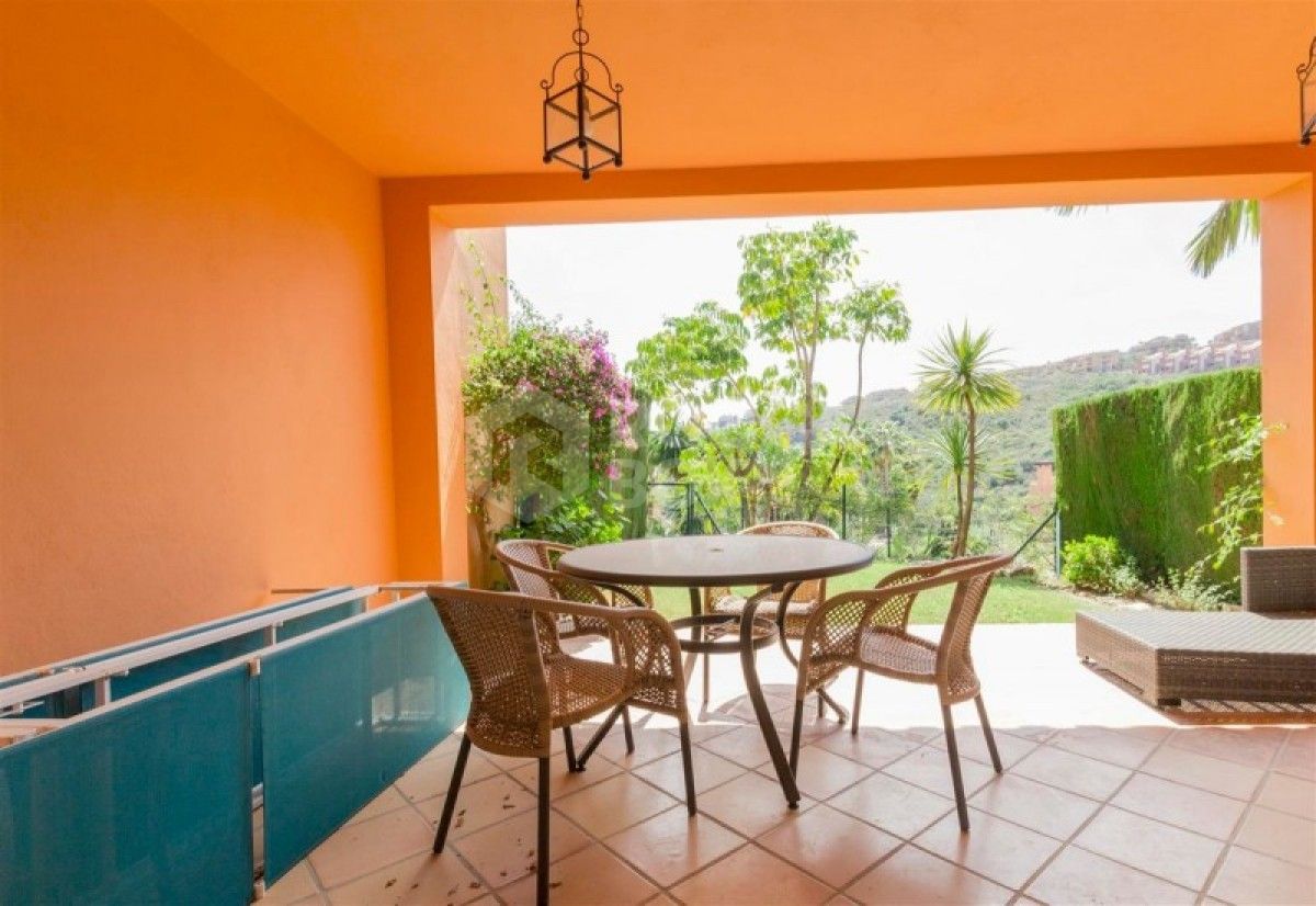 Great 3 bed townhouse for sale in El Paraiso in Marbella