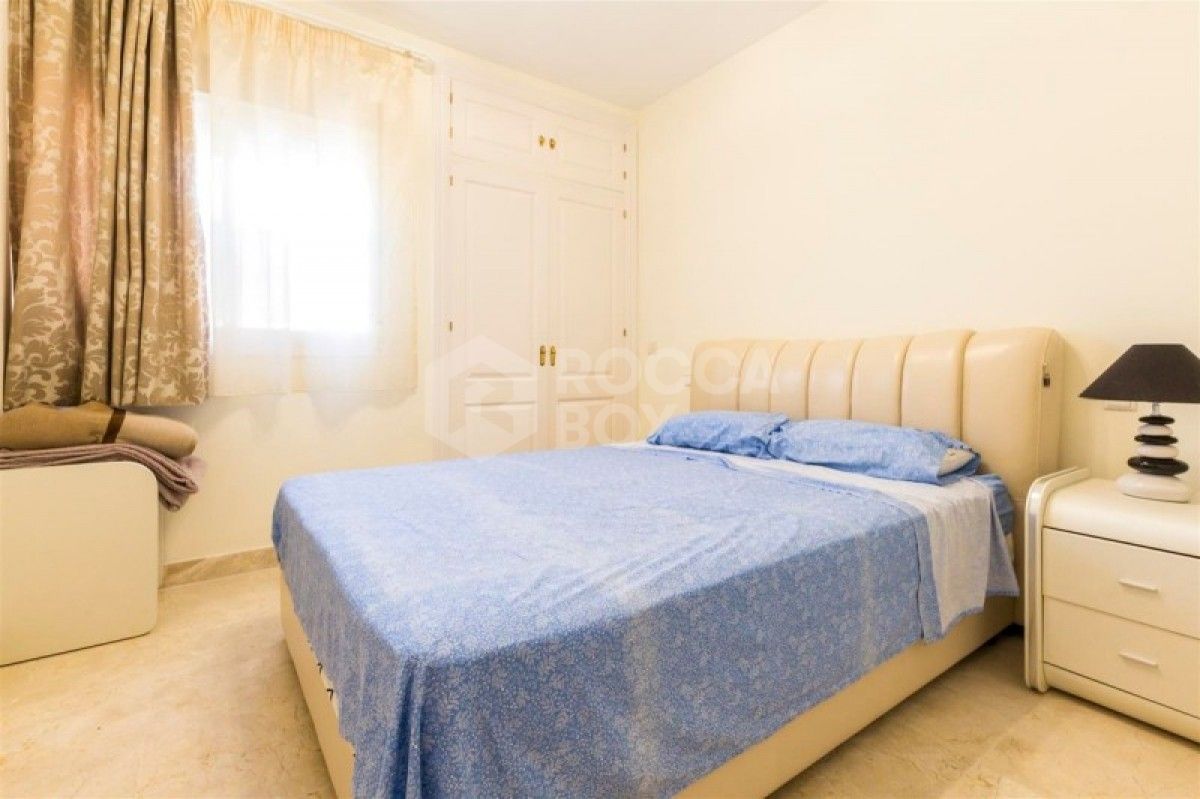 Great 3 bed townhouse for sale in El Paraiso in Marbella
