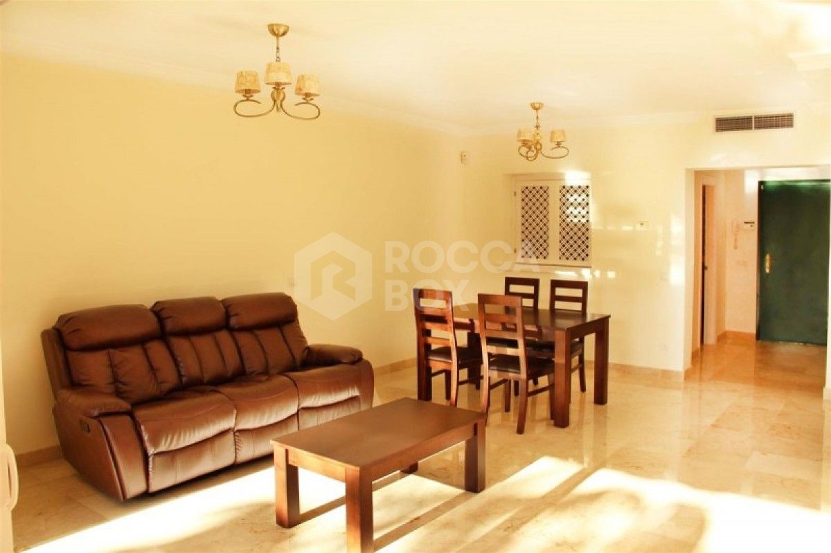 Great 3 bed townhouse for sale in El Paraiso in Marbella