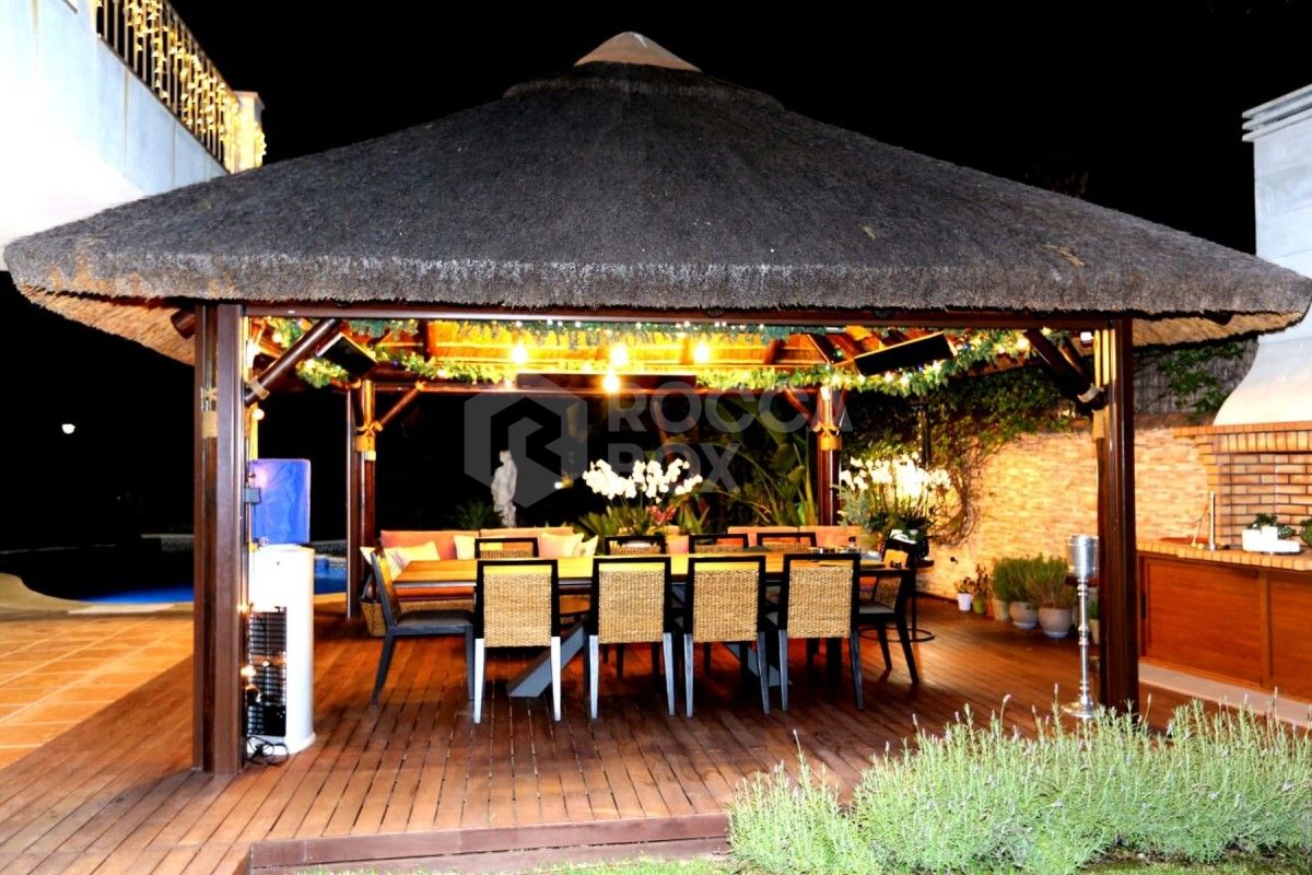 Exclusive 5 bed villa for sale in Guadalmina Baja