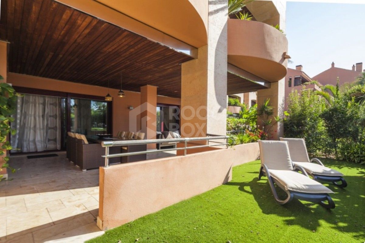 Wonderful 2 bed apartment in Puerto Banús