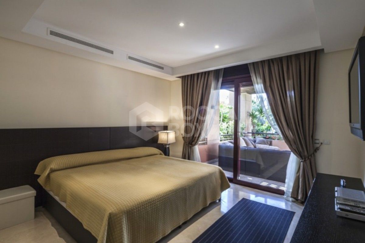 Wonderful 2 bed apartment in Puerto Banús