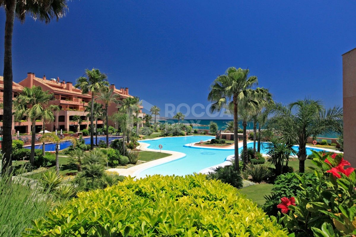 Wonderful 2 bed apartment in Puerto Banús