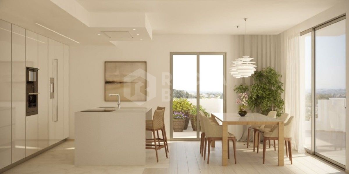 Beautiful 2 bed apartment for sale in Benahavis