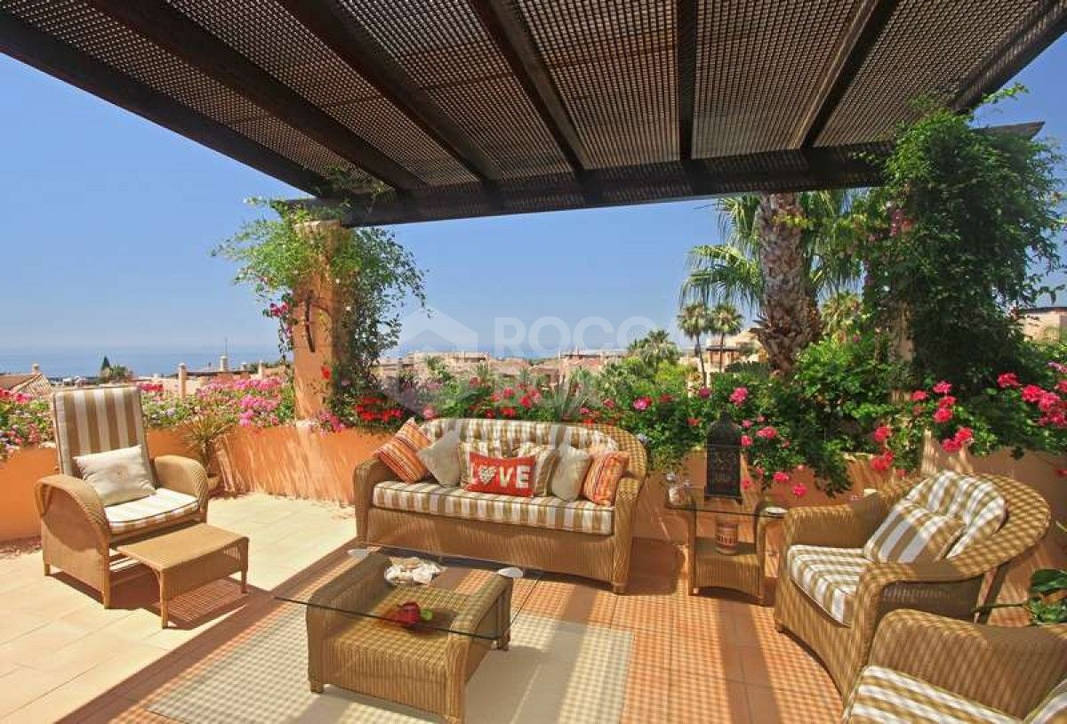 2 Bedroom Penthouse for sale in Mansion Club in Marbella