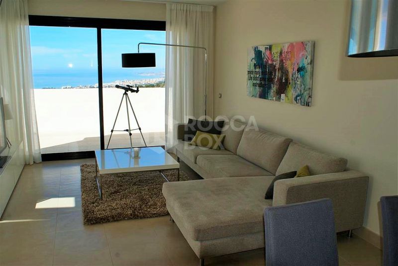 PENTHOUSE with PANORAMIC views in the BEAUTIFUL LOS MONTEROS