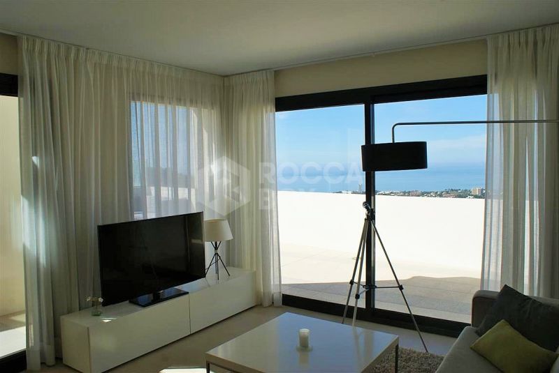 PENTHOUSE with PANORAMIC views in the BEAUTIFUL LOS MONTEROS