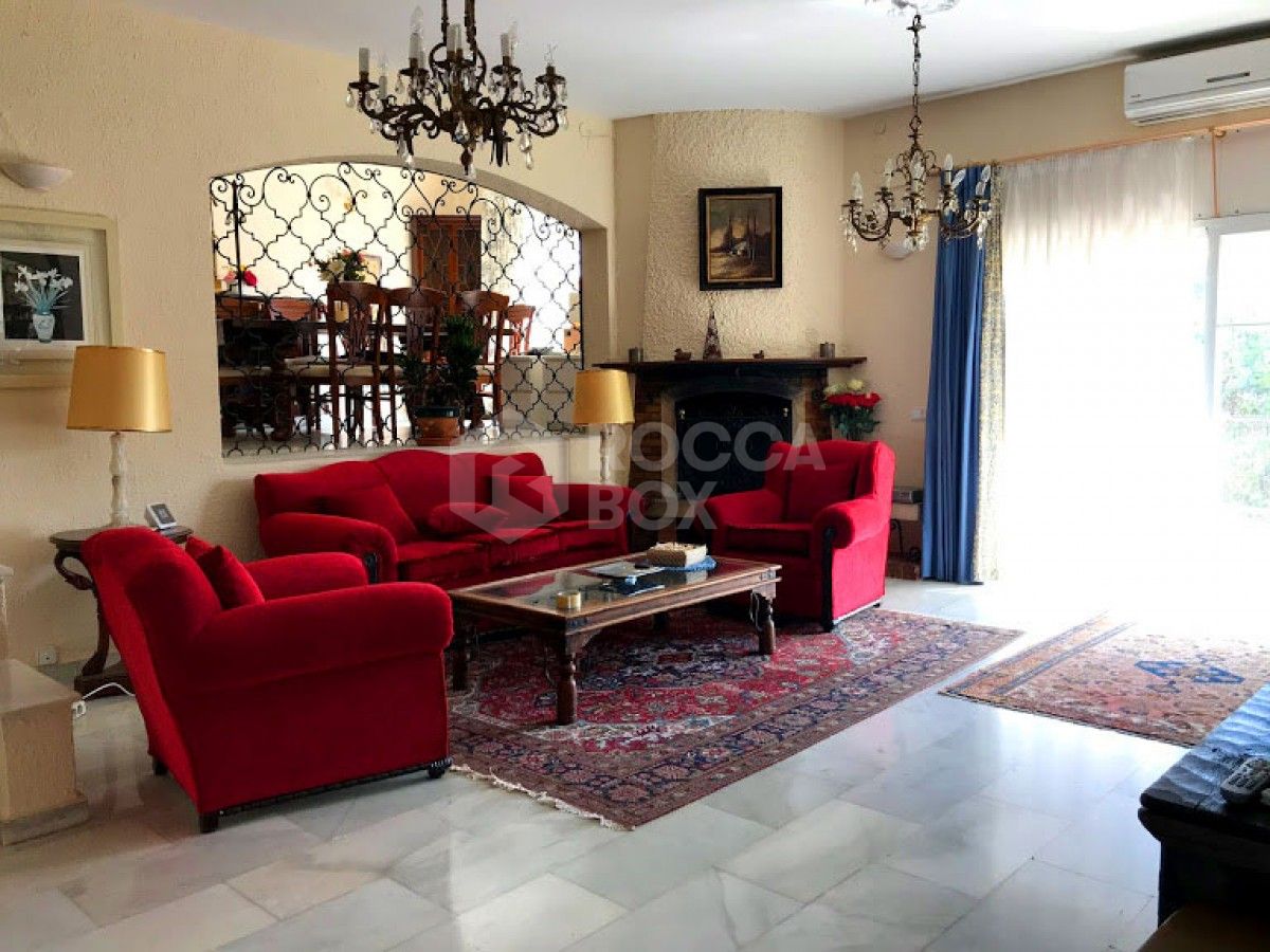 Spacious Spanish style villa for sale in Nueva Andalucia