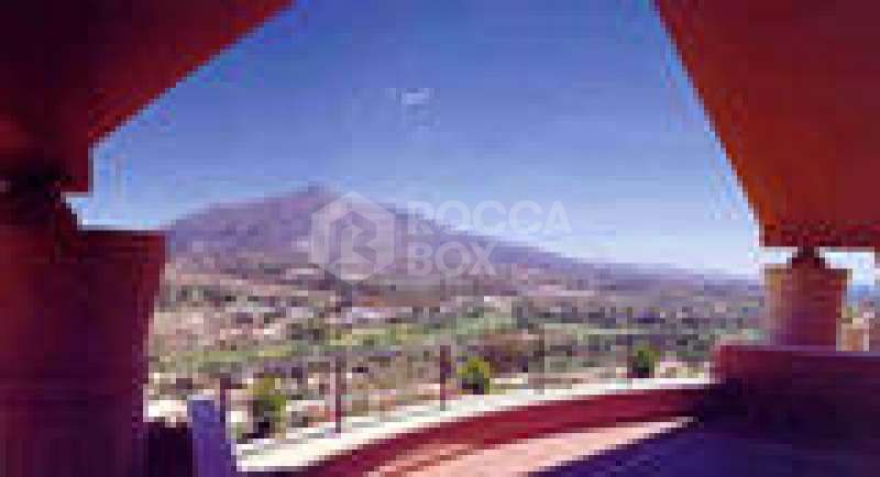 Penthouse Nueva Andalucia, Marbella