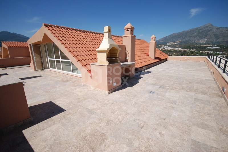 Penthouse Nueva Andalucia, Marbella