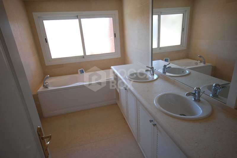 Penthouse Nueva Andalucia, Marbella