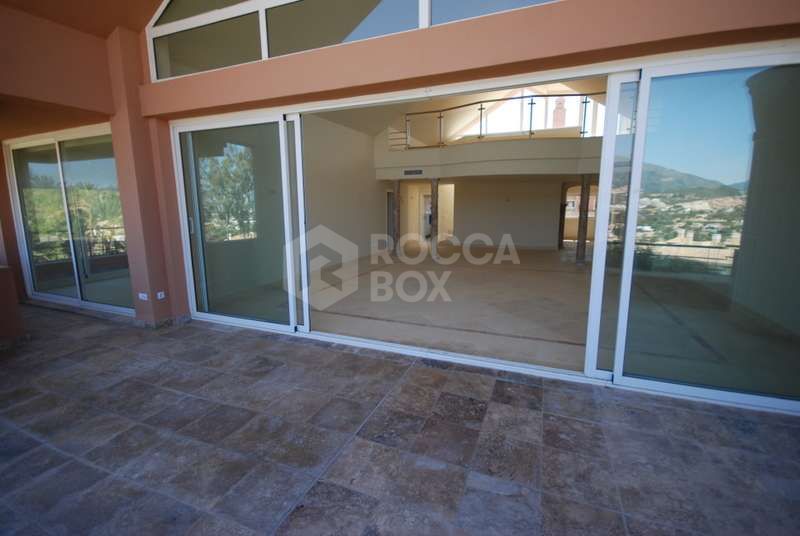 Penthouse Nueva Andalucia, Marbella