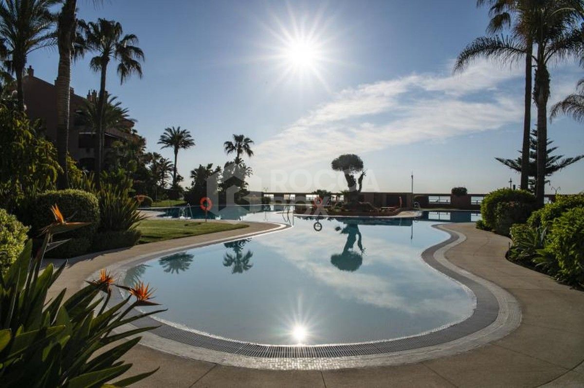 Luxury beachside apartment for sale in Marbella