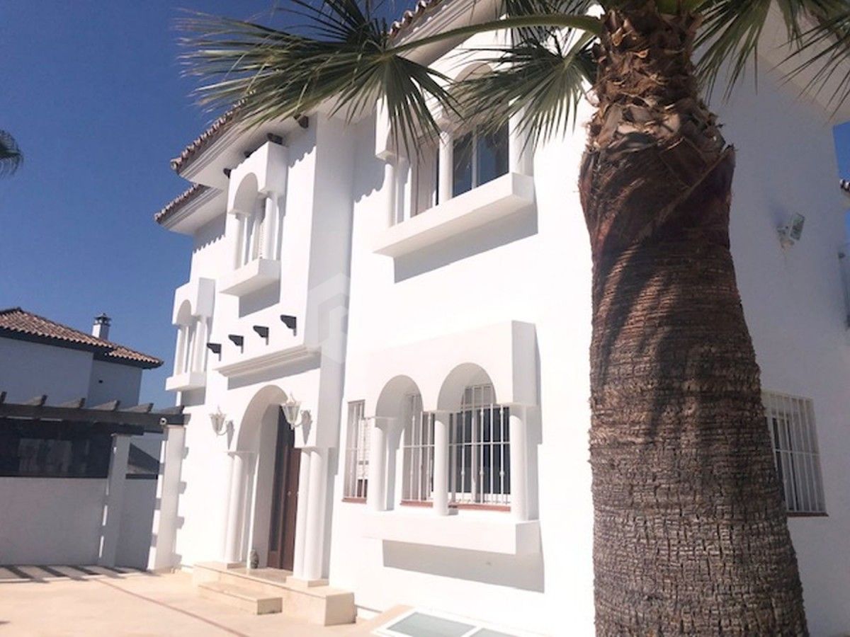 Five bedroom villa for sale close to Puerto Banus.