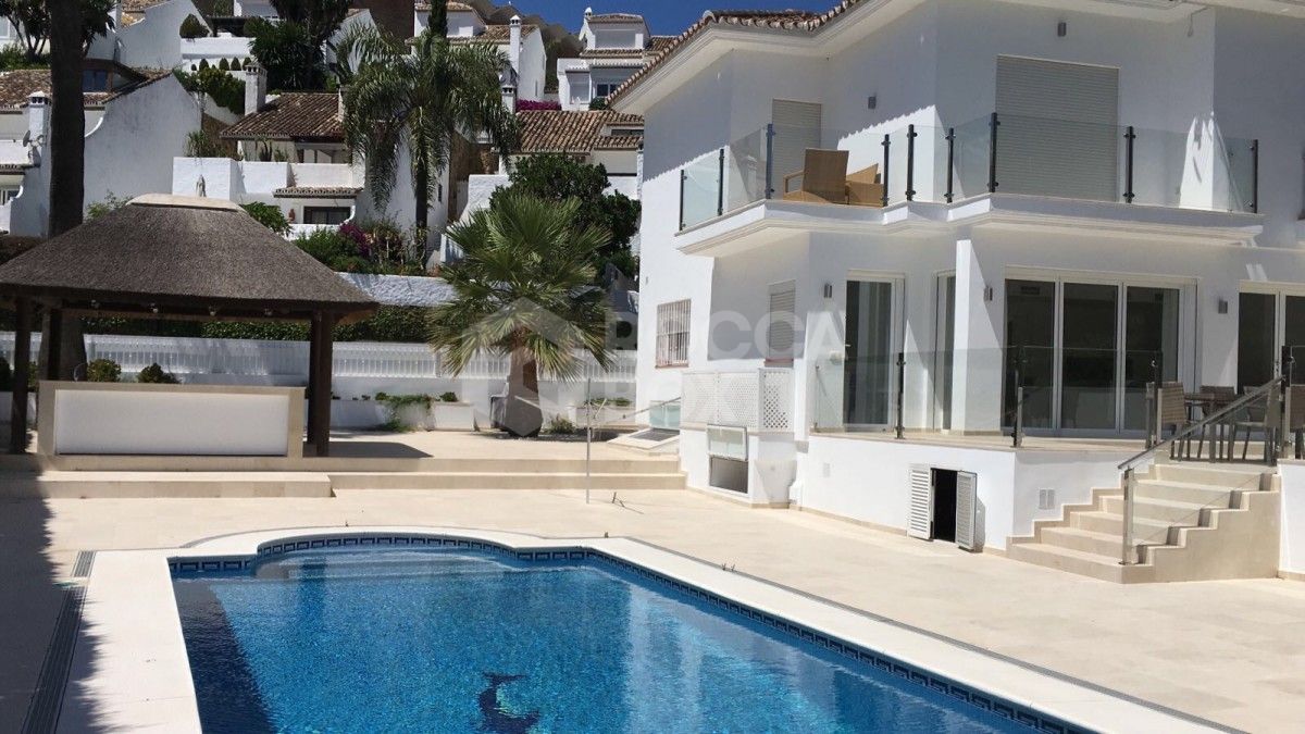 Five bedroom villa for sale close to Puerto Banus.