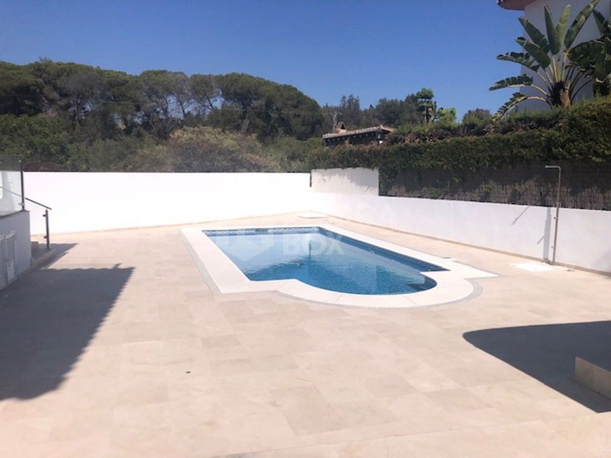 Five bedroom villa for sale close to Puerto Banus.