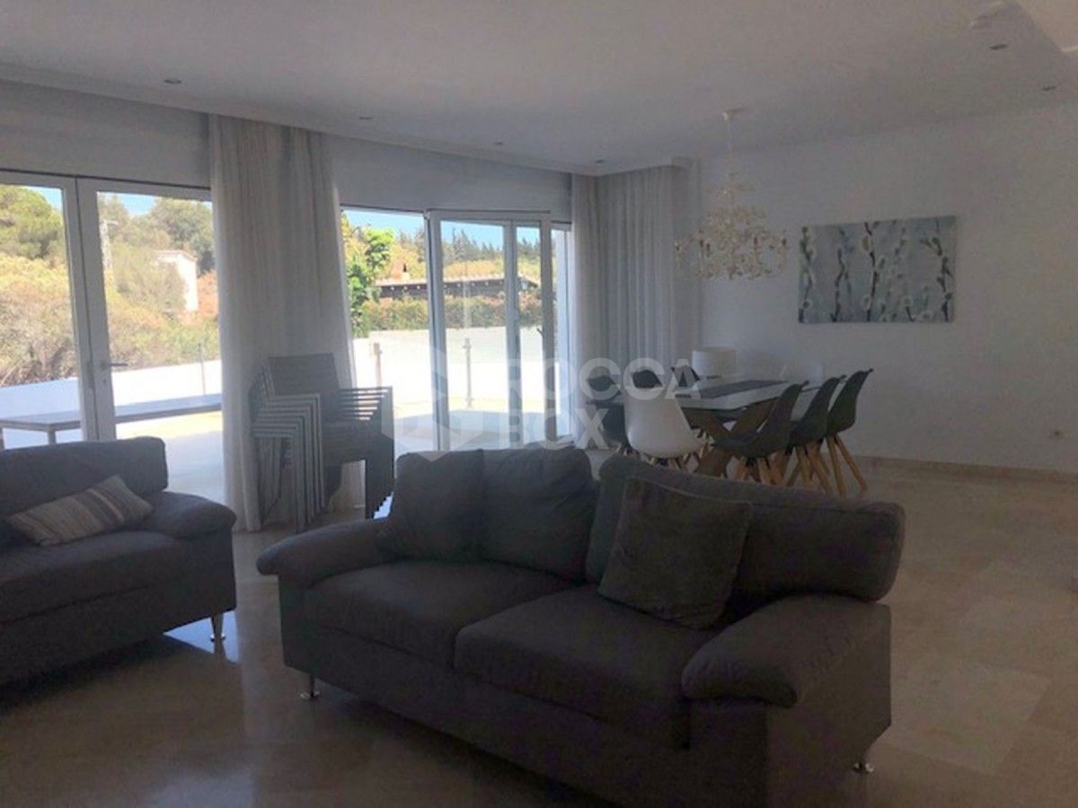 Five bedroom villa for sale close to Puerto Banus.