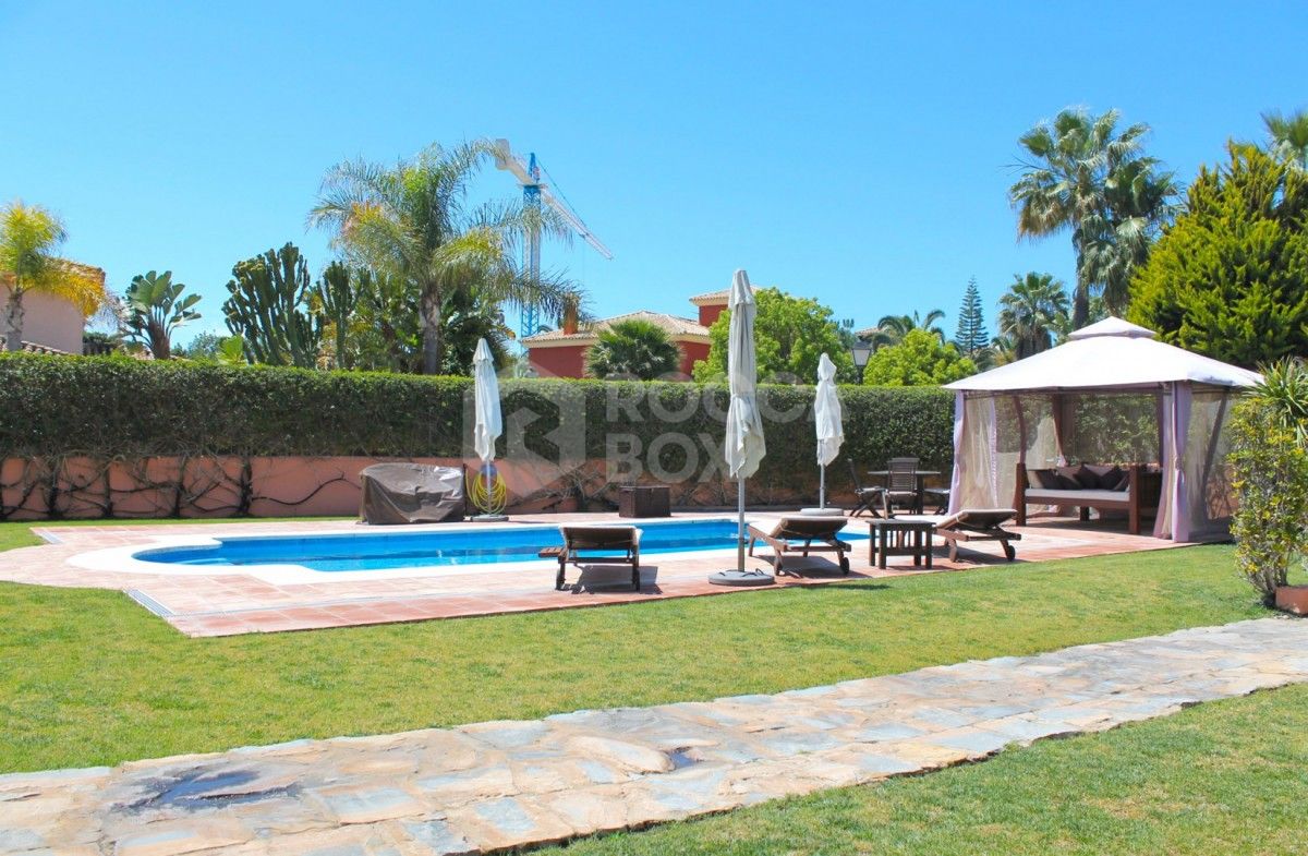 Luxury Andalucian Villa in Guadalmina Baja for sale