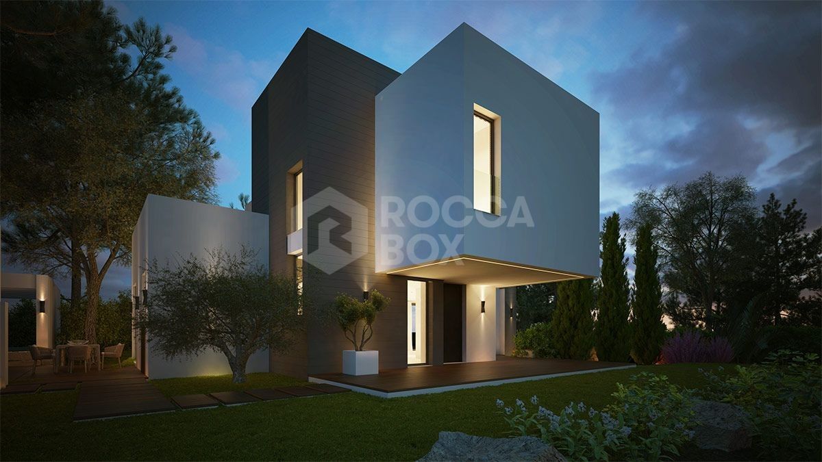 Exclusive 5 bed villa for sale in Urb. Montemayor in Marbella