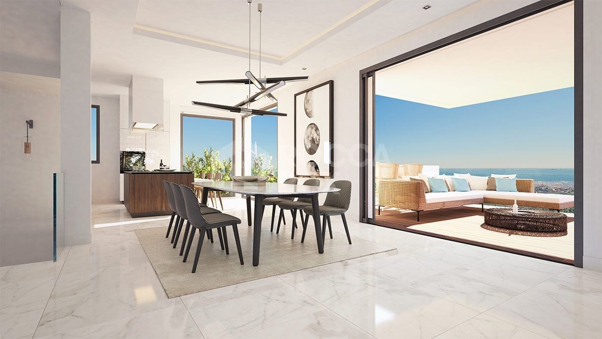 Exclusive 5 bed villa for sale in Urb. Montemayor in Marbella