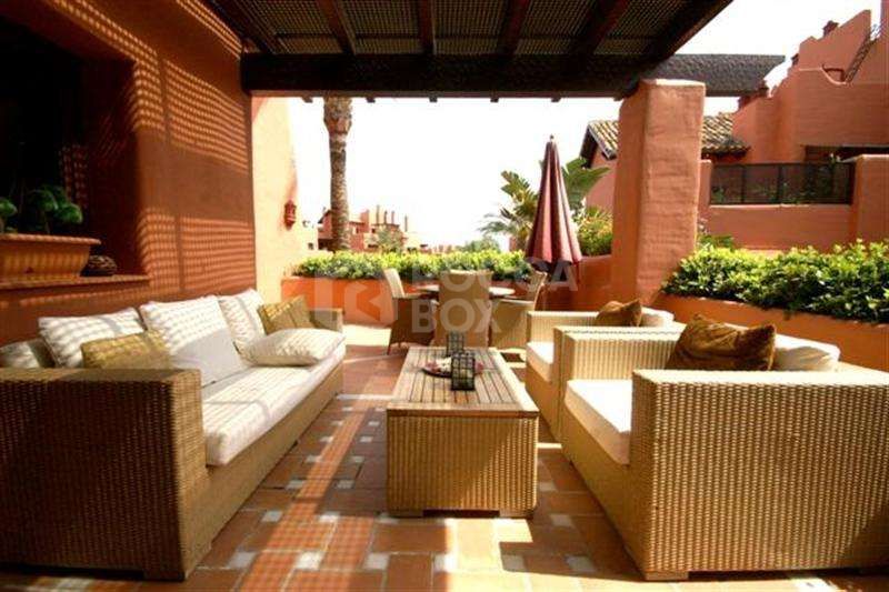 LUXURIOUS SPACIOUS PENTHOUSE Apartment in NEW GOLDEN MILE, Estepona