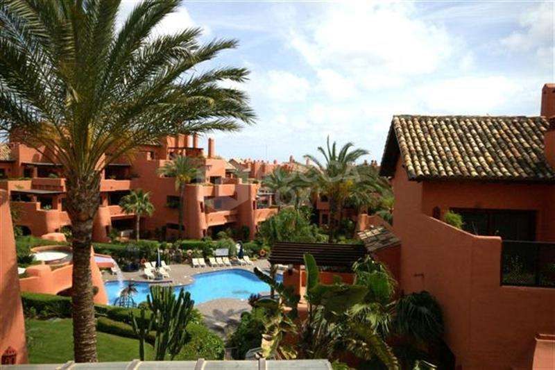 LUXURIOUS SPACIOUS PENTHOUSE Apartment in NEW GOLDEN MILE, Estepona