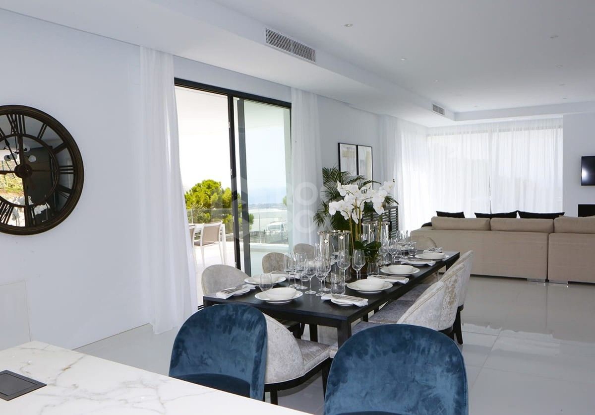 Modern Villa in Benahavis for sale