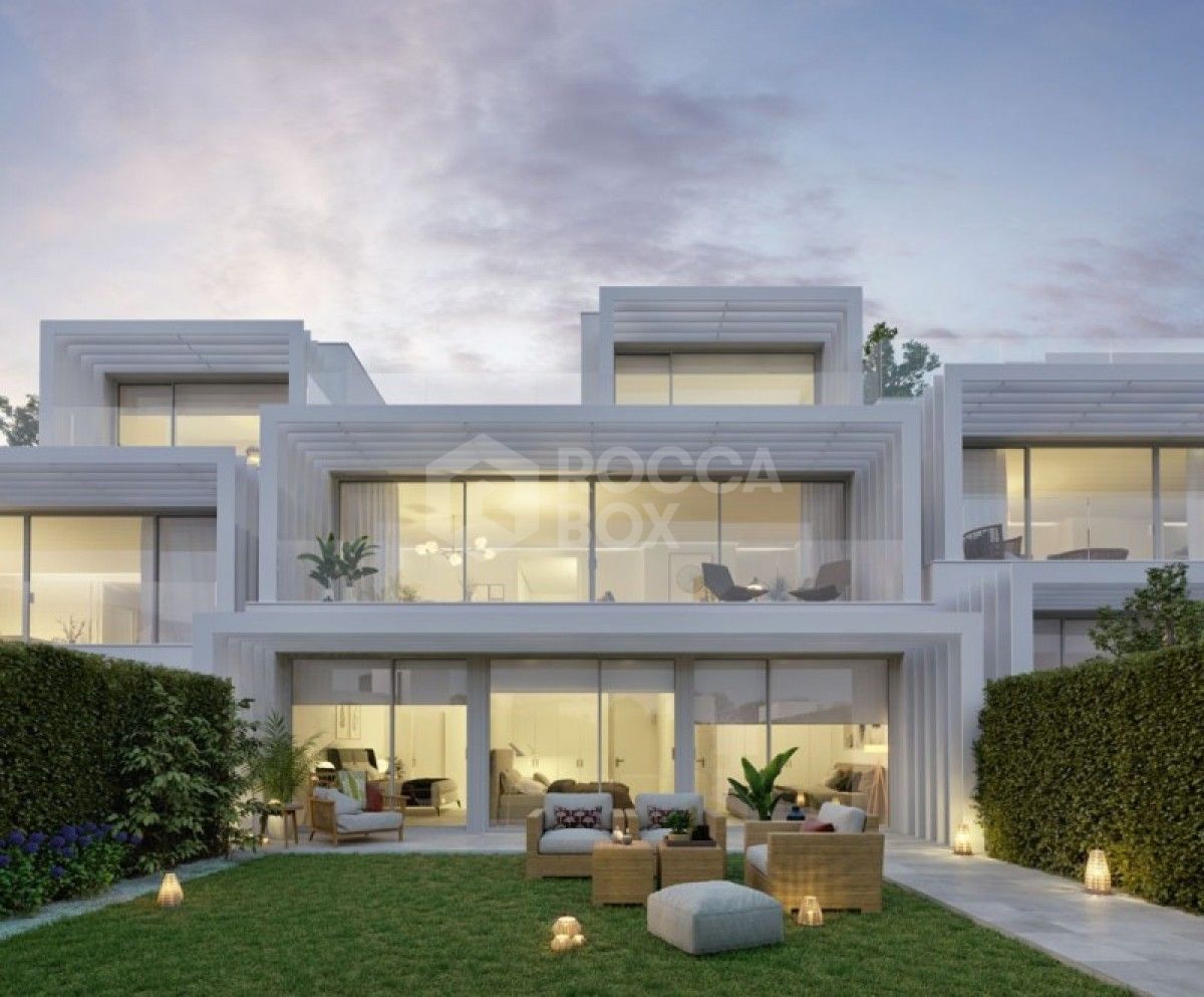 New 3, 4 and 5 bed villas for sale in Sotogrande