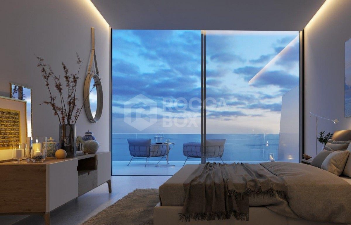 Spectacular Penthouse in Estepona