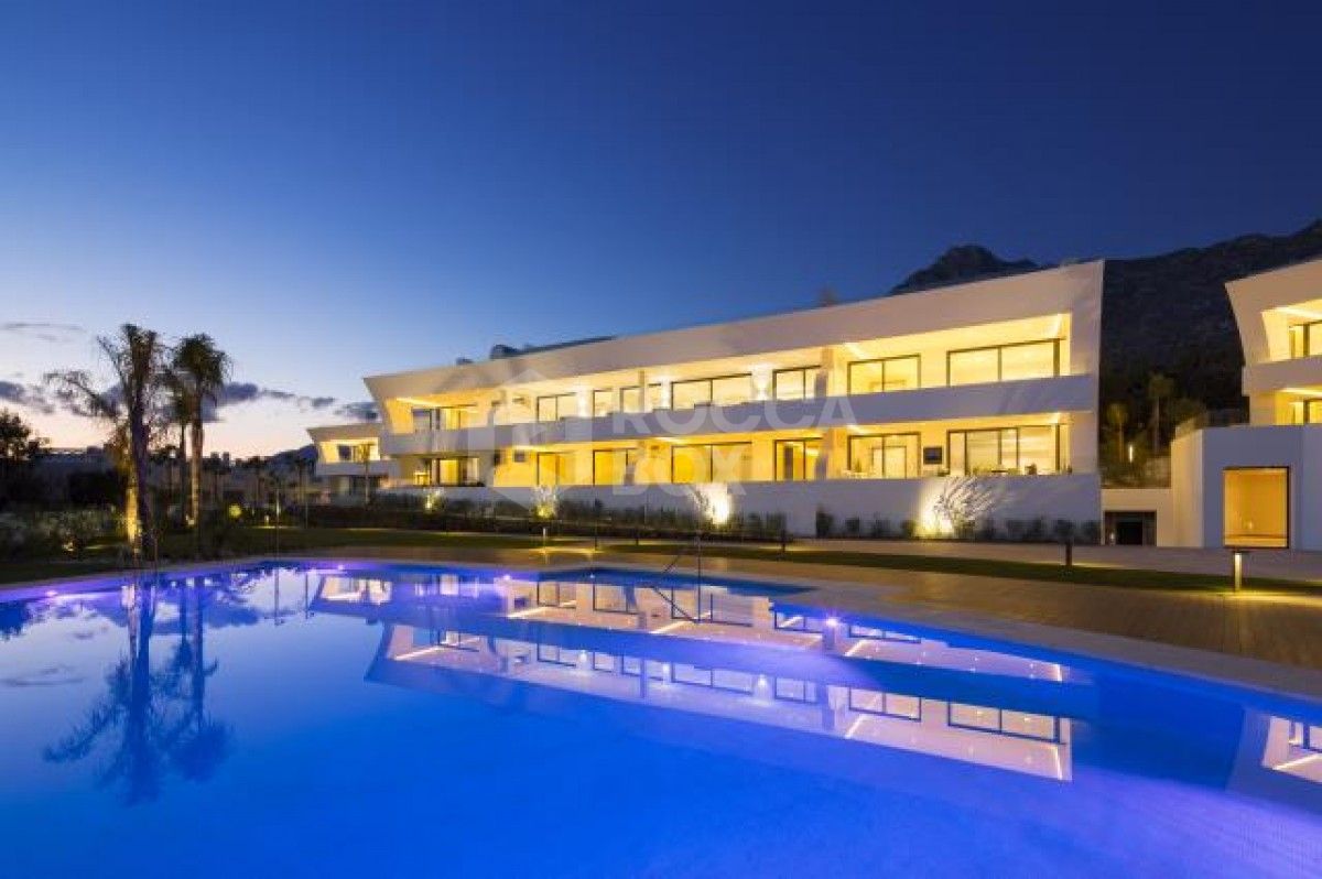 ELEGANT AND LUXURY PENTHOUSE duplex apartment in Sierra Blanca, Marbella