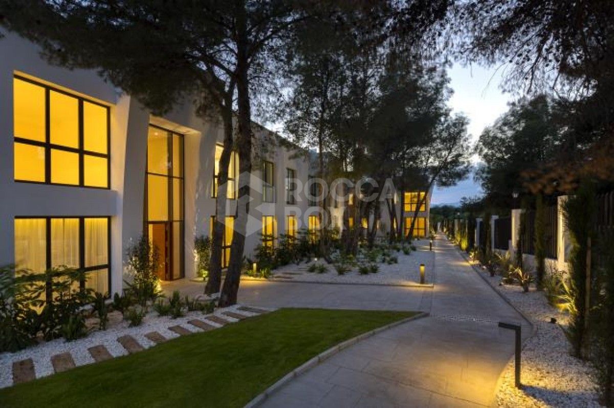 ELEGANT AND LUXURY PENTHOUSE duplex apartment in Sierra Blanca, Marbella