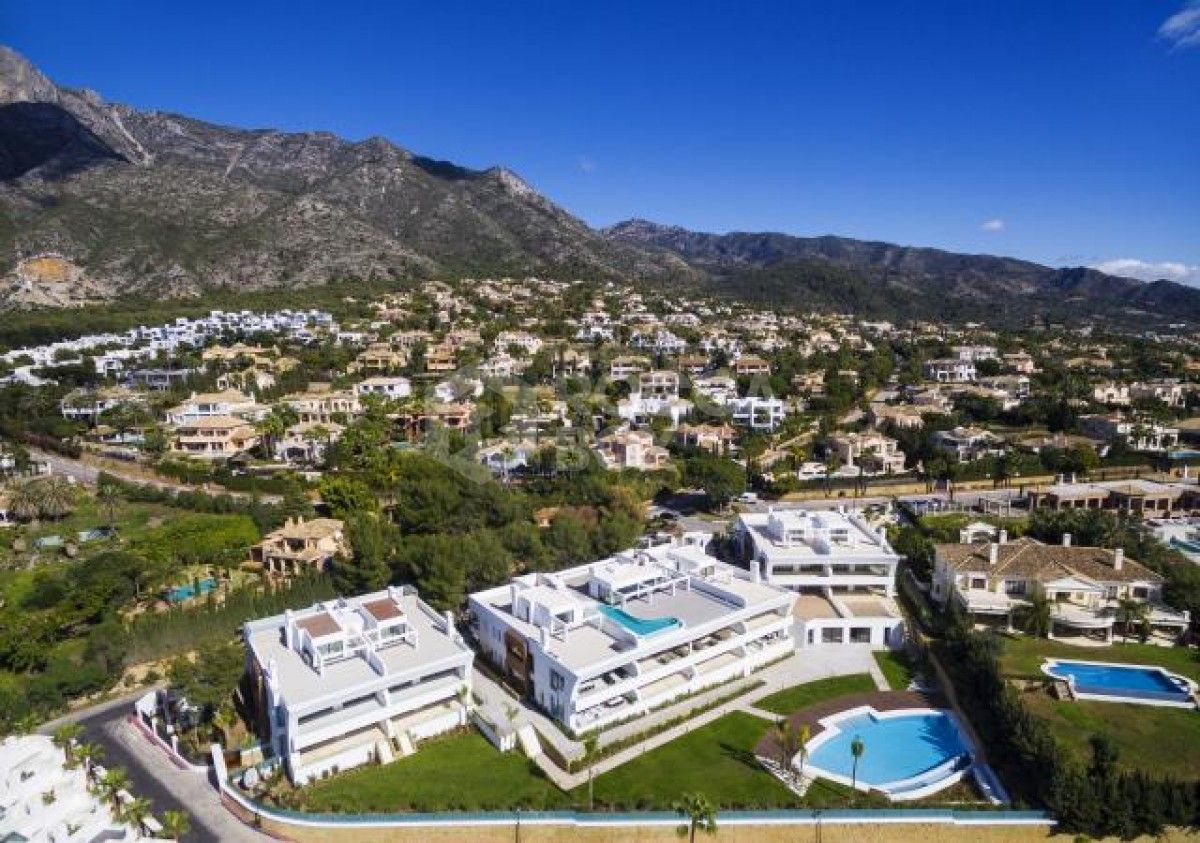 ELEGANT AND LUXURY PENTHOUSE duplex apartment in Sierra Blanca, Marbella