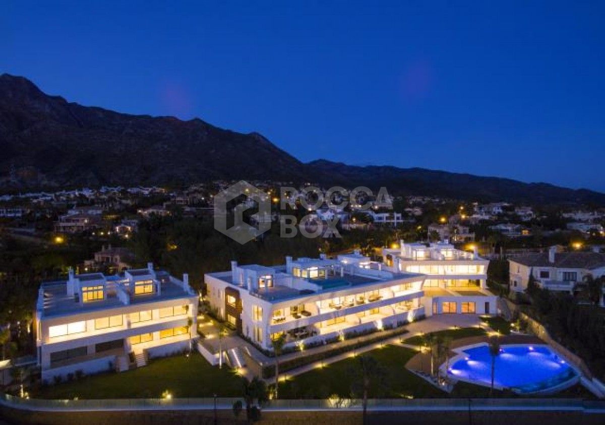 ELEGANT AND LUXURY PENTHOUSE duplex apartment in Sierra Blanca, Marbella